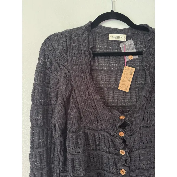 NWT Natural Life Open Knit Cropped Ruffle Button Front Cardigan Sweater Medium - Image 4