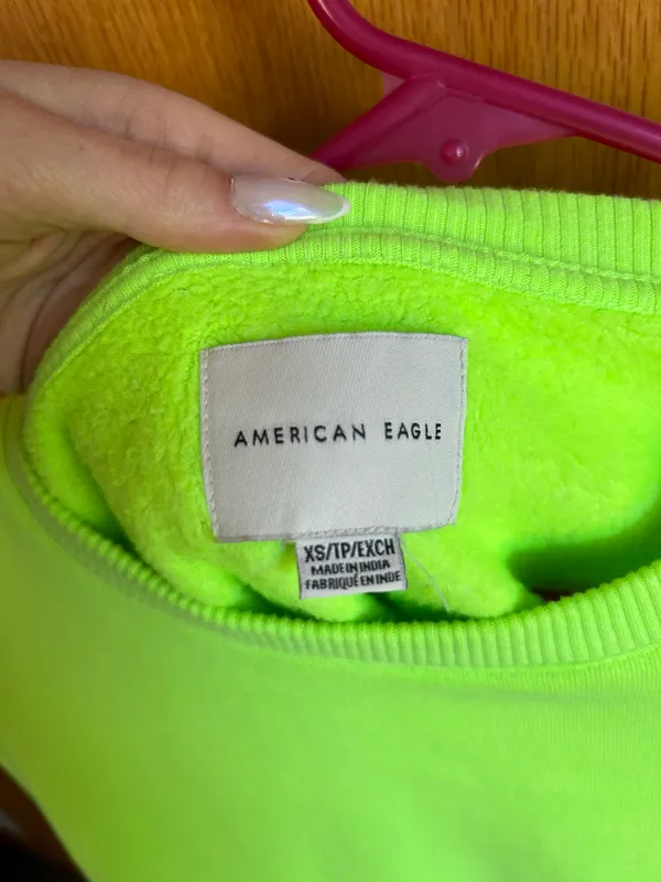 American Eagle Outfitters Crewneck - Image 2