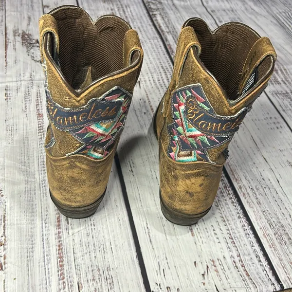 Laredo Womens Blameless Distressed Radical Ankle Boots - Image 8