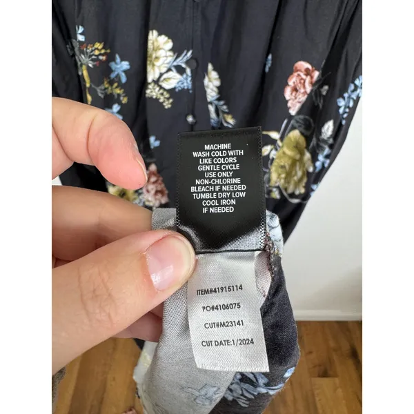 Torrid Floral Button Front Midi Dress Black V-Neck Short Sleeve Pockets Size 1 - Image 6