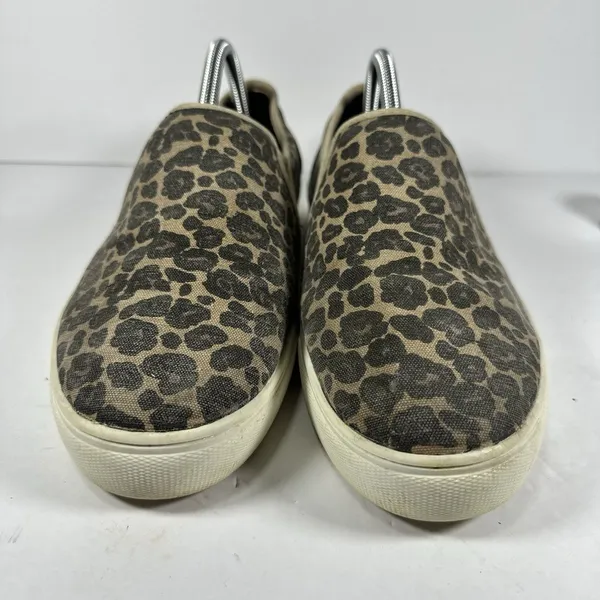 Magellan Outdoors Women's Size 10B Leopard Print Canvas Slip-On Sneakers 164070 - Image 3