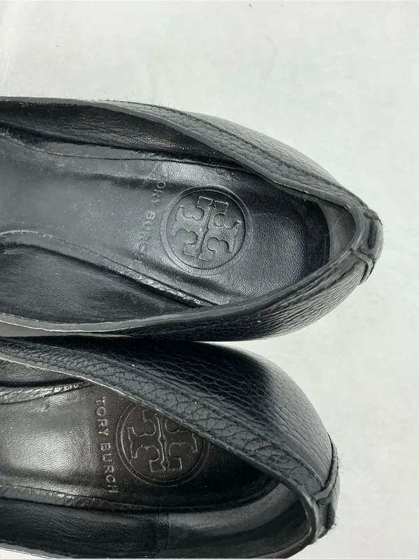 Tory Burch Black Leather Peep-Toe Heels with Gold Logo Medallion B47 - Image 5