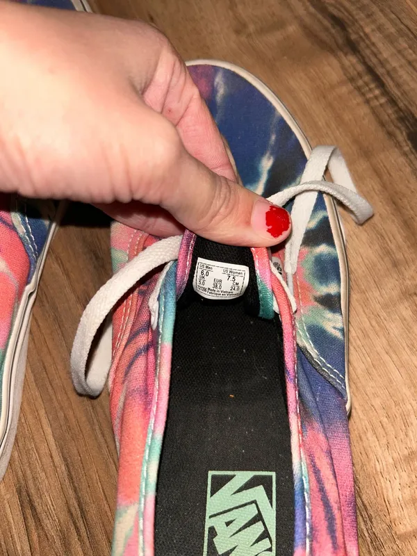 Tie dye vans - Image 2