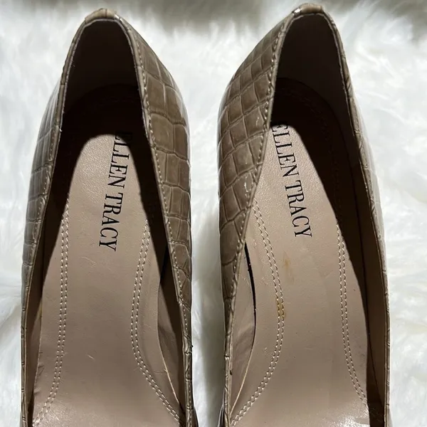 NWOT Ellen‎ Tracy Nude Crocodile Embossed Pump Heels Size 6M. B65 - Image 7