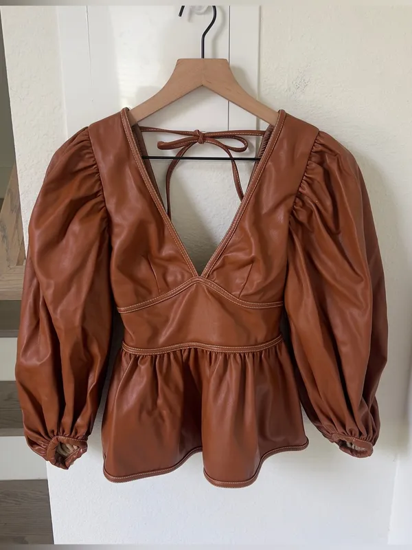 Staud Luna Vegan Leather Peplum Top - Whisky Brown - Image 3
