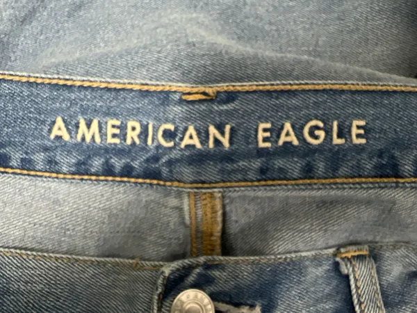 American Eagle Distressed Skinny Jeans - Image 3