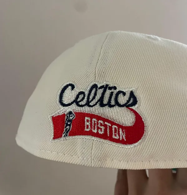 New Era Myfitteds Boston Celtics cascading shamrock size 7 1/8 brand new in store exclusive - Image 5