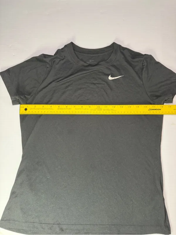 Nike Black Short Sleeve Athletic Tee with White Swoosh - Image 3