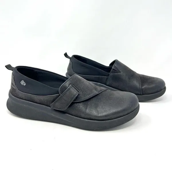 Clarks Cloudsteppers Black Sillian 2.0 Ease Adjustable Strap Slip On Shoes 7.5 - Image 2