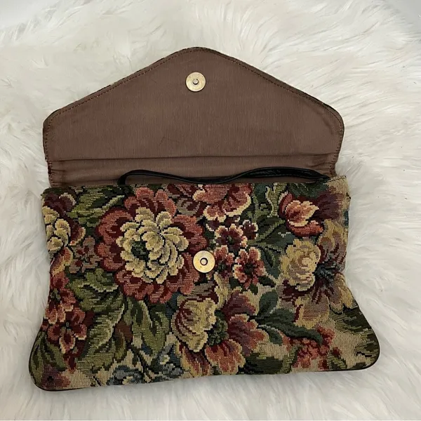 Vintage 90’s Floral Tapestry Purse/ Clutch - Image 5