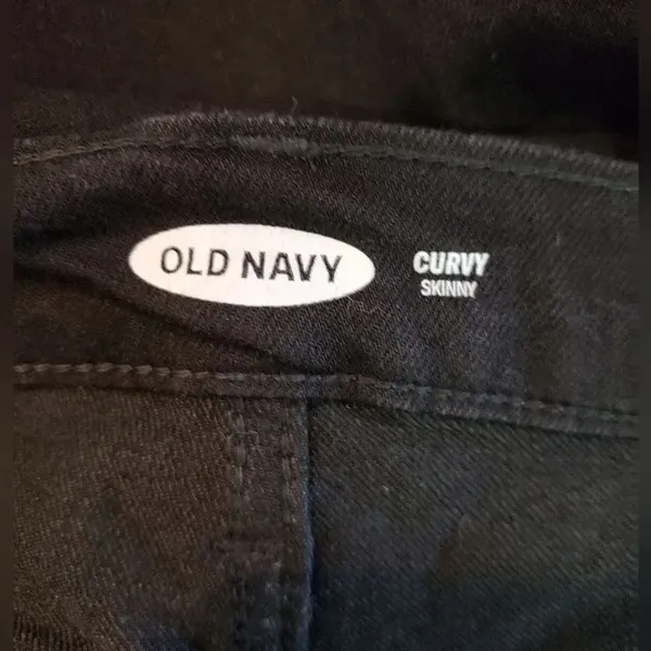 Old Navy Black Skinny Jeans - Image 4