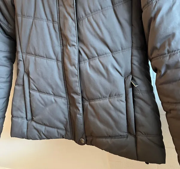 Columbia Ski Jacket - Image 3