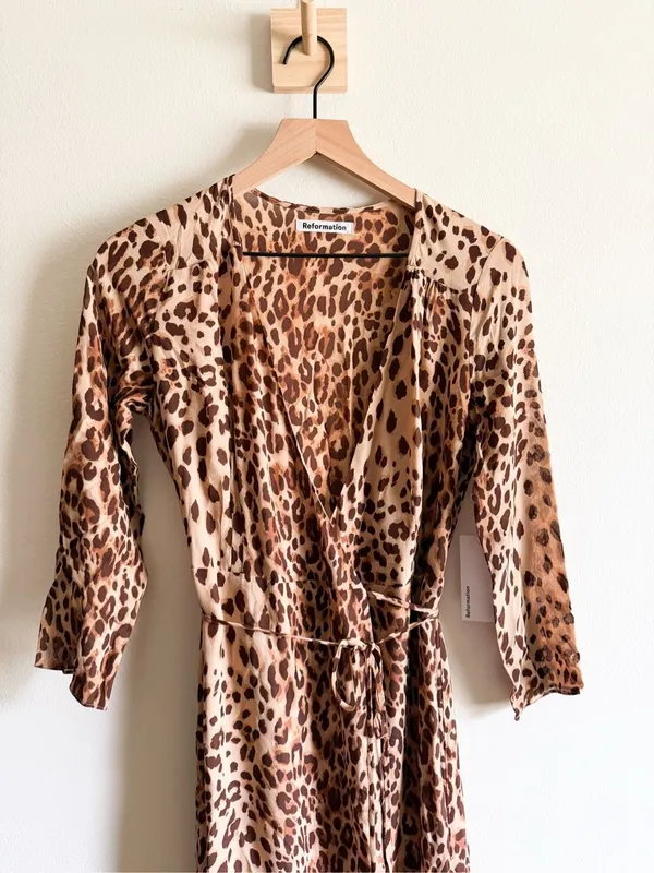 New Reformation Alessandra Leopard Print Wrap Dress Size XS - Image 5