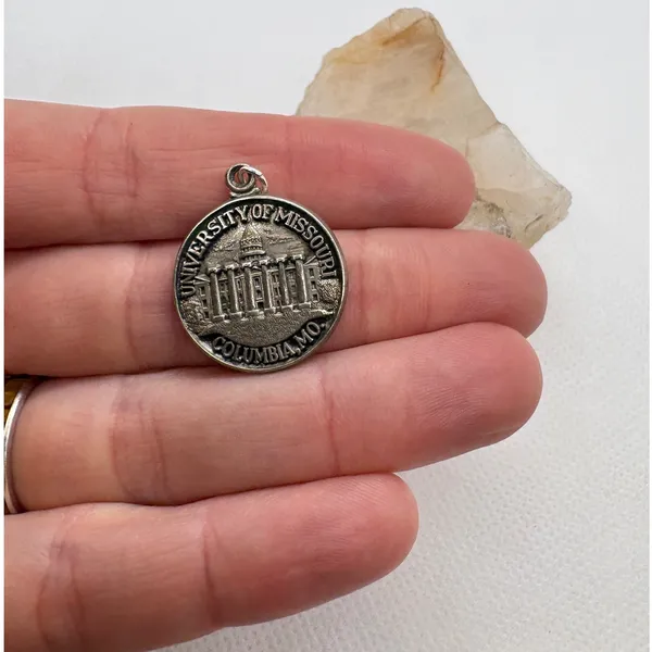 Vintage Sterling Silver University of Missouri Columbia‎ MO Columns Charm 5.33g - Image 4