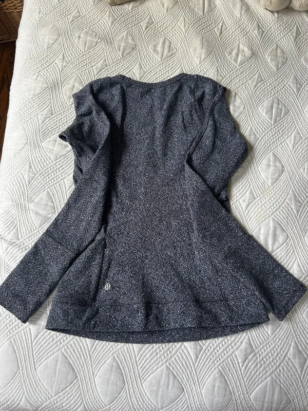 Ready to Rulu Lululemon Long Sleeve - Image 3