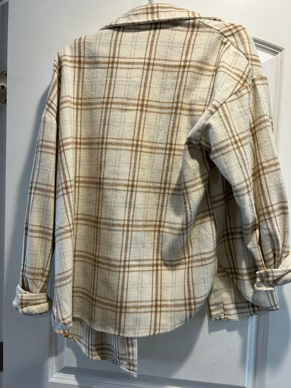 Amazon Oversized Plaid Shacket - Image 3