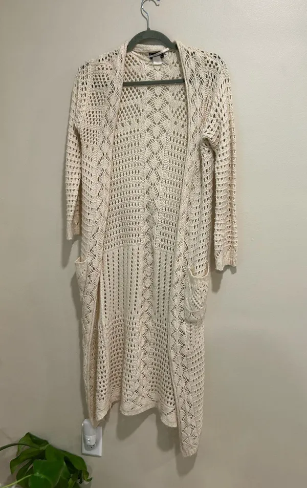 Bohemian small long crochet cardigan - Image 3
