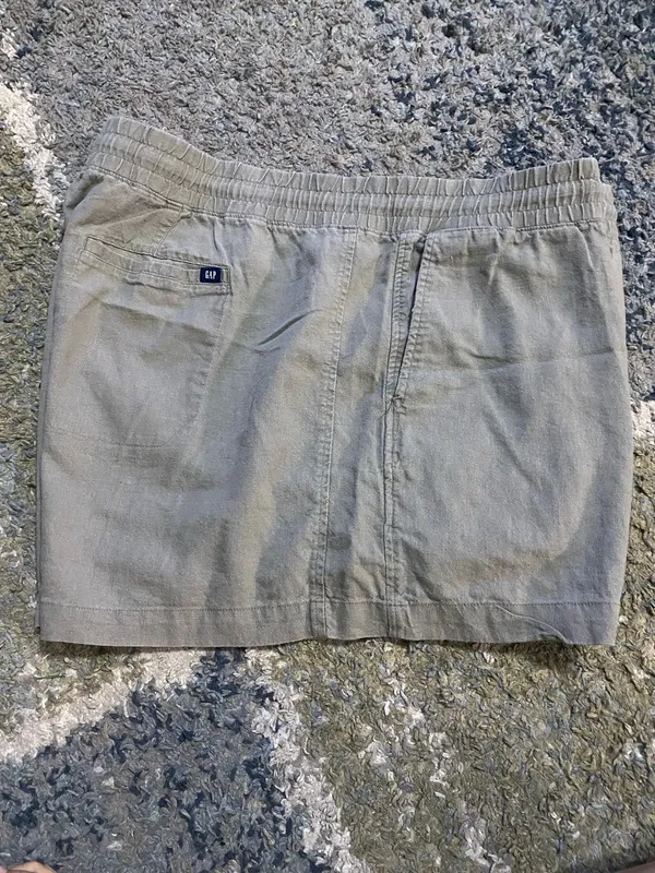 GAP Plus size hunter green shorts  - Image 7