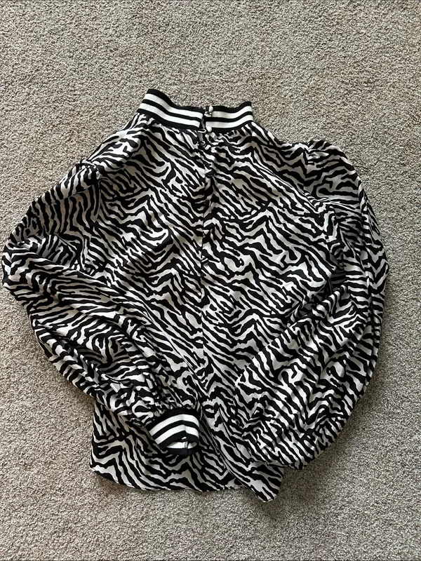 Hunter Bell Sydney Zebra Print Mock Neck Top - Image 6