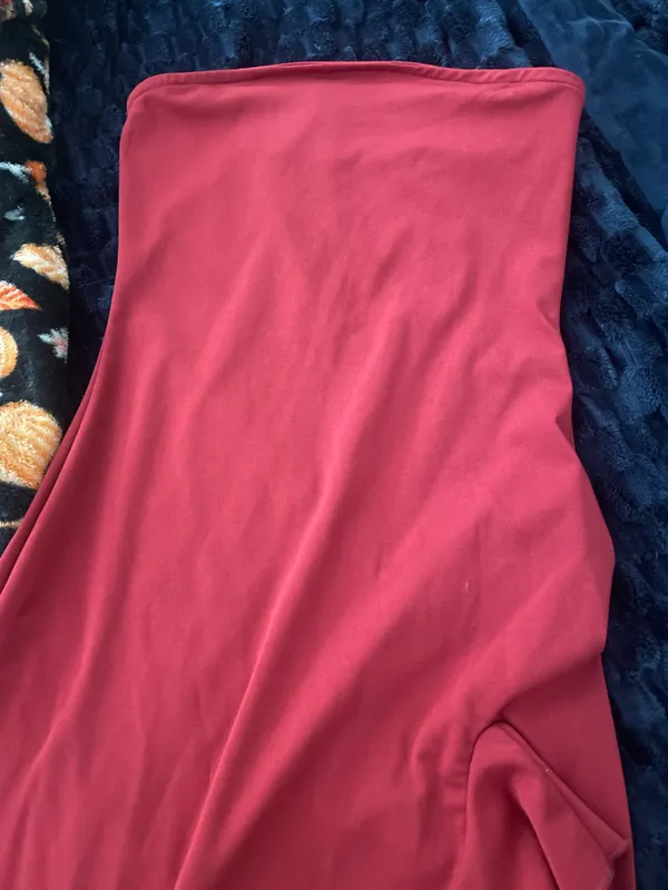 red elegant dress - Image 2