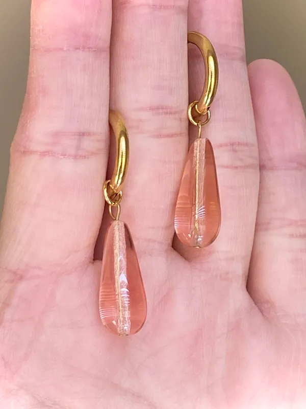 Handmade light pink Czech glass teardrop simple minimalist dangle earrings🩷 - Image 6