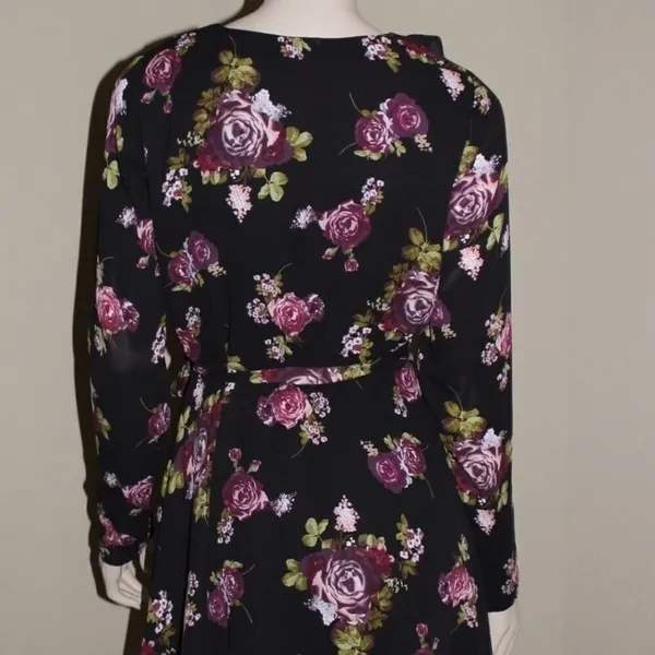 Takara Wrap Dress Spring Floral Ruffled‎ V Neck Size Small - Image 4