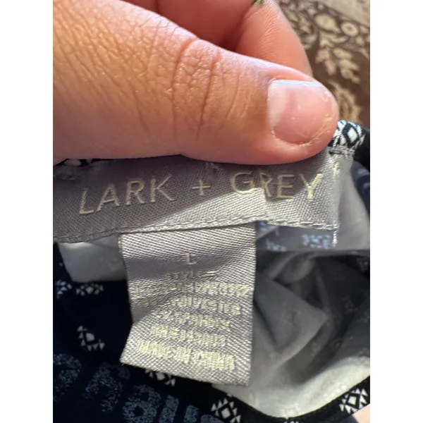 Lark + Grey Black White Geometric Diamond Print V-Neck Keyhole Shift Dress Large - Image 3