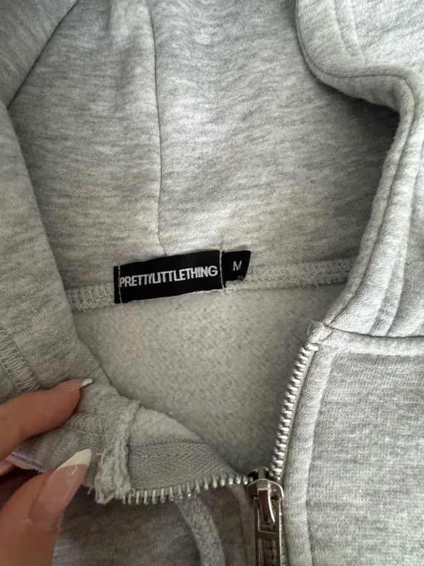 Zip up hoodie - Image 4