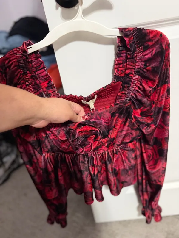 Shirt Red Size M - Image 2