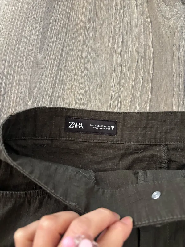 ZARA green cargo mini skirt (S) - Image 3