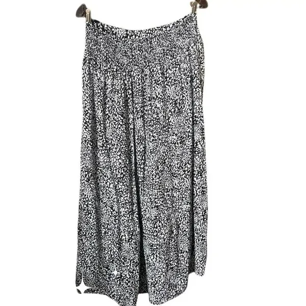 Japna size large high low midi skirt. Wide waist band faux wrap - Image 2