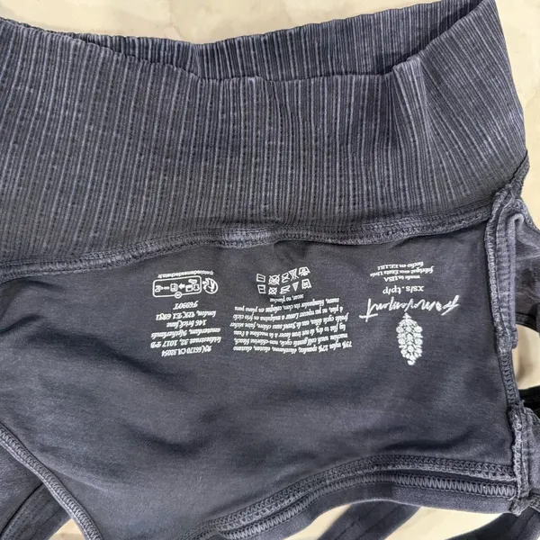 Free People Movement Good Karma ScoopNeck CrossBack Sports Bra Women’s XS/S Gray - Image 7