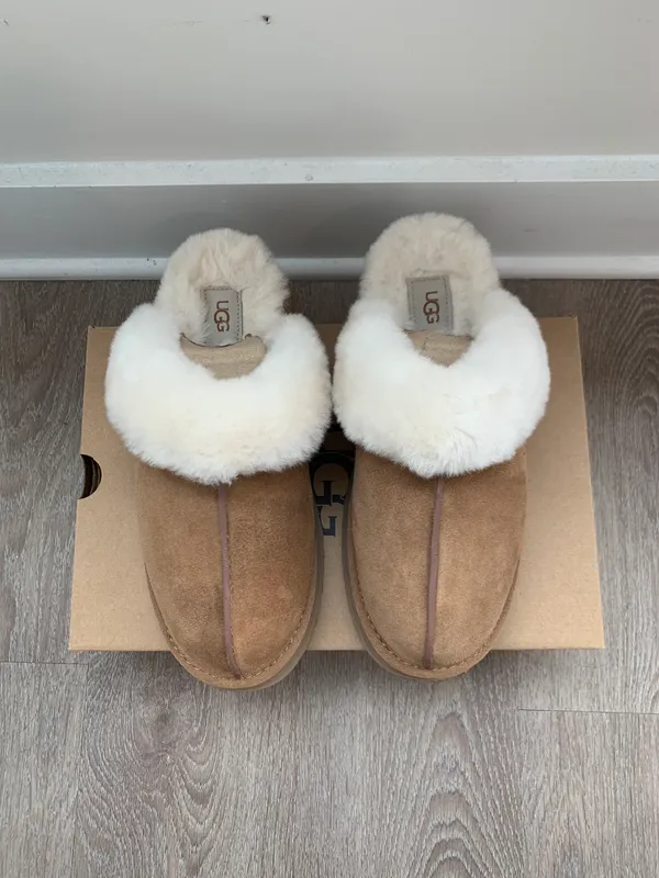 UGG Disquette Platform Slippers - Image 5