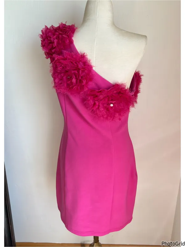 Elliatt Uma Hot Pink One Shoulder Mini Dress Medium - Image 3