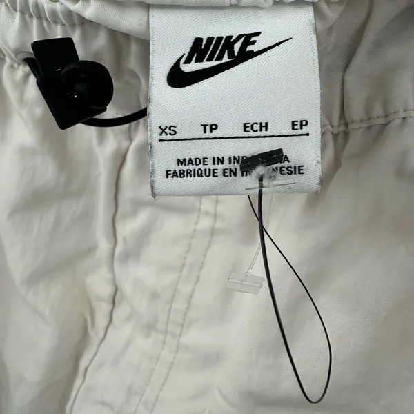 Nike Sportswear Swoosh Woven‎ Pants in Phantom/Sanddrift/Black Size XS - Image 4