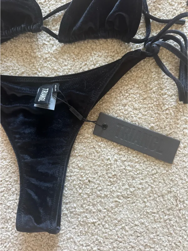 Triangl Bikini Set - Image 2