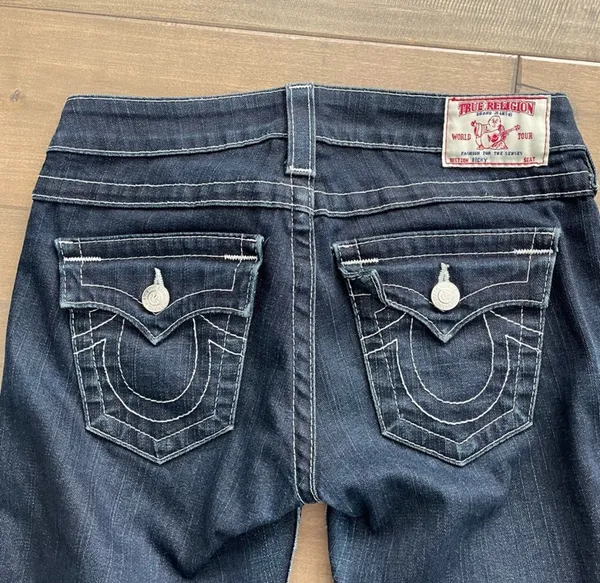 Becky Bootcut Jeans - Image 13