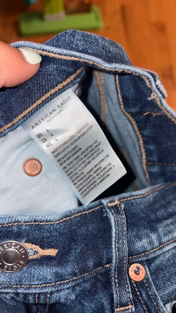 American Eagle Shorts - Image 3