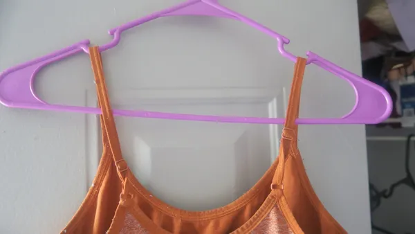 PINK Victoria's Secret active seamless lightly lined sports bra in orange-brown size large. - Image 5
