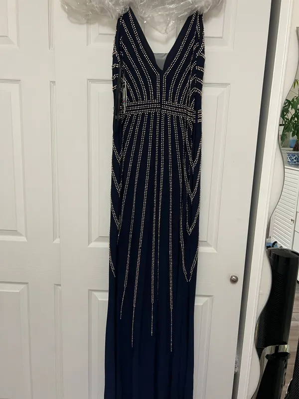 XScape Dress Formal - Image 3
