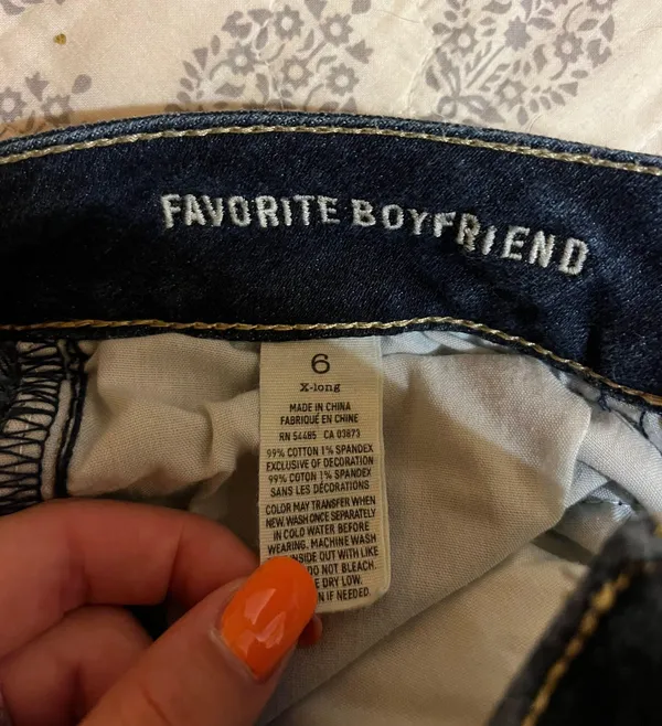 American Eagle Jeans - Image 4
