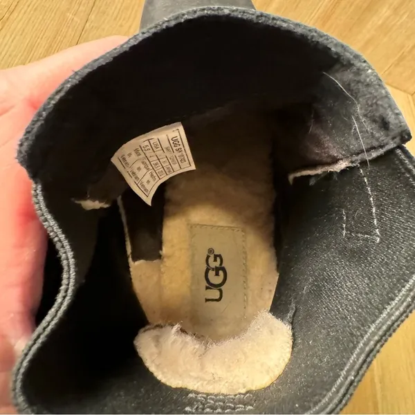 UGG Black Leather Indra Wedge Ankle Booties Shearling‎ Lining Rubber Sole sz 5.5 - Image 10