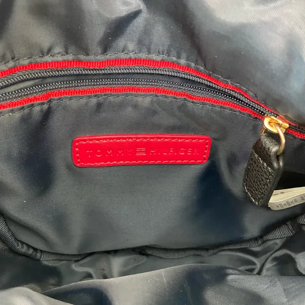 Tommy Hilfiger black gold hardware round canteen‎ crossbody shoulder bag purse - Image 6