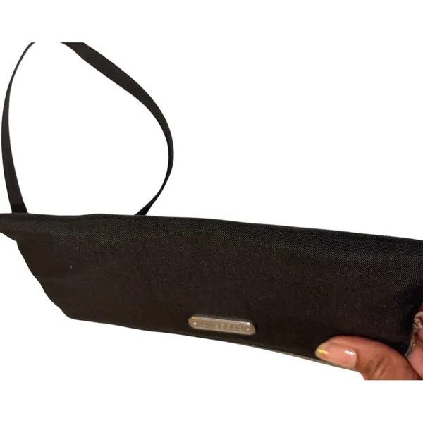 Baggallini Wristlet - Image 4