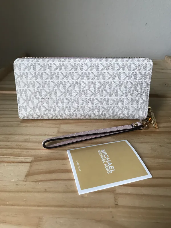 Michael Kors Wallet - Image 2