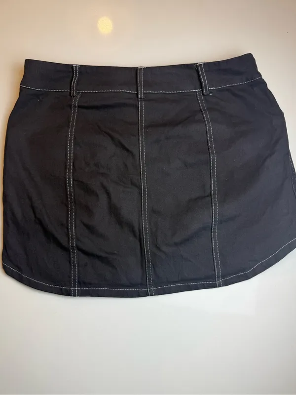 American‎ Threads Black Cargo Pocket Mini Skirt Size M - Image 2