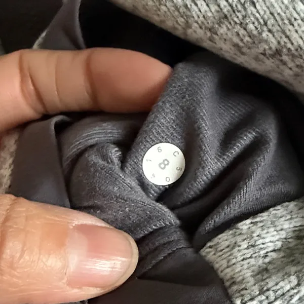 Lululemon Gray Fleece Jacket Size 8 - Image 7