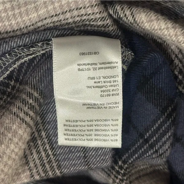 BDG Urban Outfitters Blue and Grey Plaid‎ Oversized Flannel Top Size S - Image 11