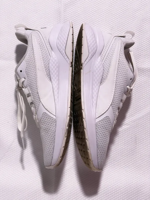 Puma White Mesh Running Sneakers  - Image 3