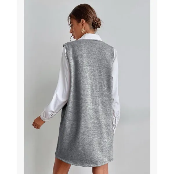 NEW Light Gray V Neck Sleeveless Knitted Short Sweater Dress with Pockets 2X - Image 2